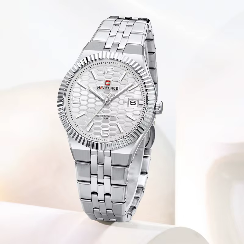 Montre sport à quartz NAVIFORCE pour femme