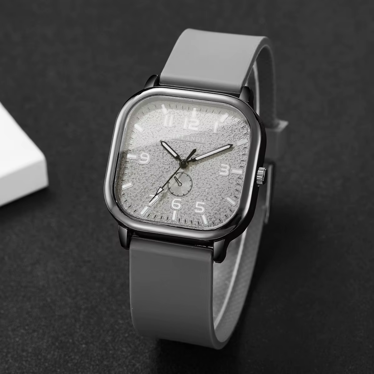 Montre carrée pour femme