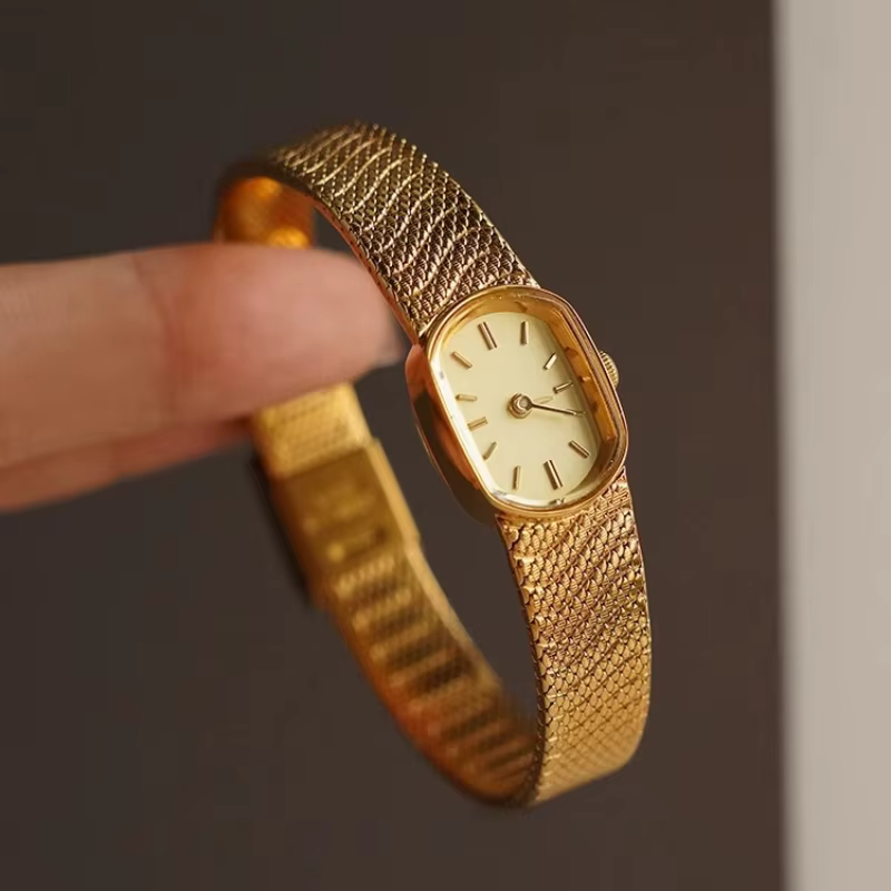 Montre pour femmes, niche de luxe légère