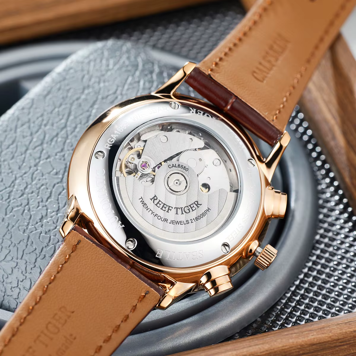 Reef Tiger RT montre pour hommes de luxe cadran blanc montre-bracelet mécanique multifonction Relogio Masculino RGA1699