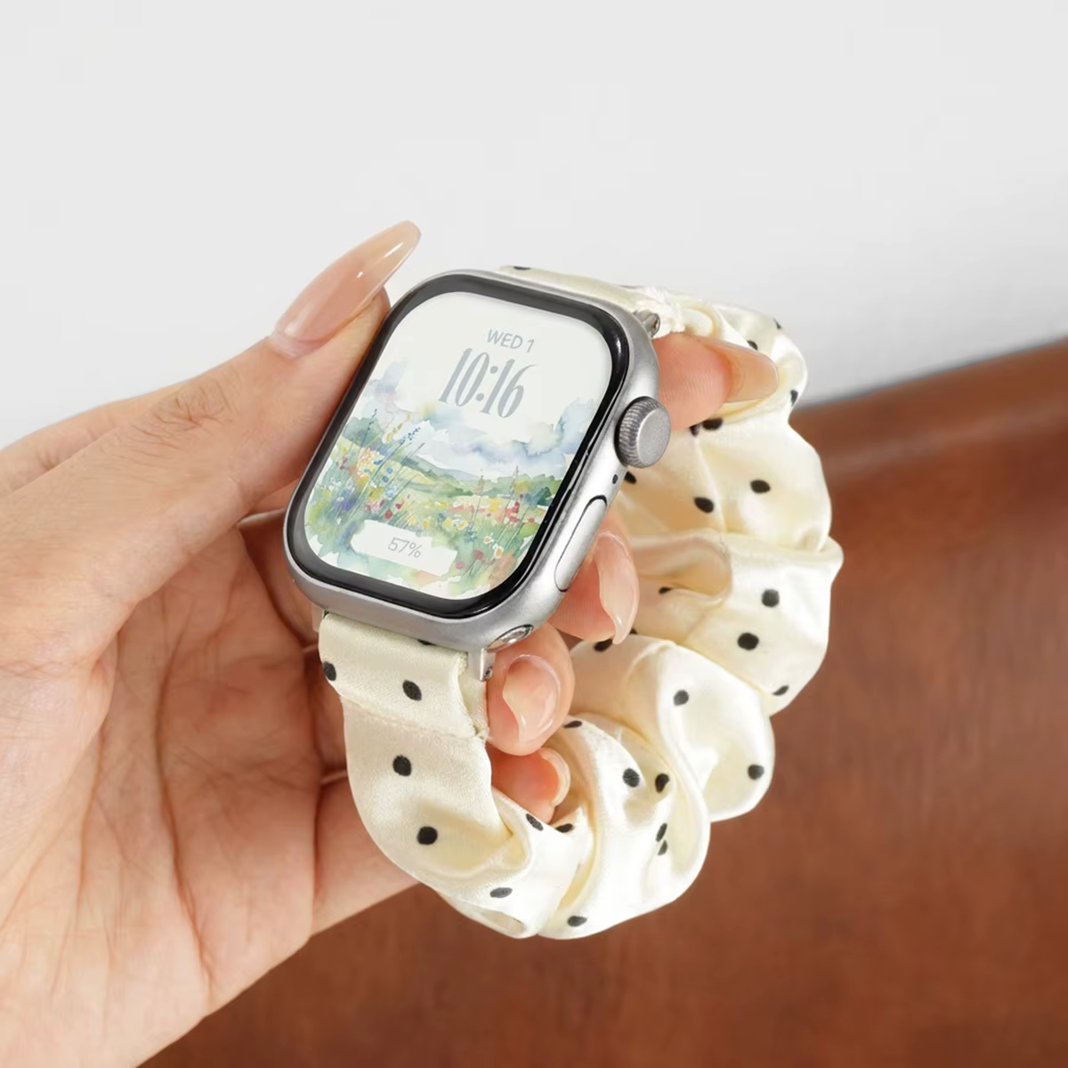 Bracelet élégant en fil style scrunchie pour Apple Watch Series