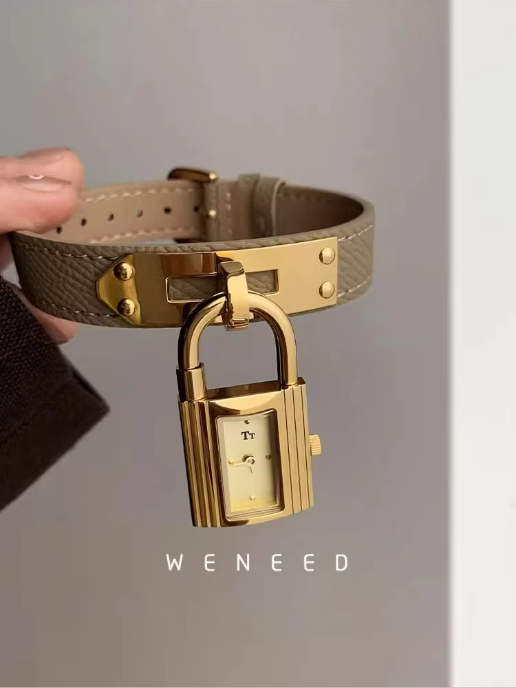 Montre à cadran verrouillable pour femmes personnalité de la mode 2025 nouvelle Niche lumière luxe Quartz