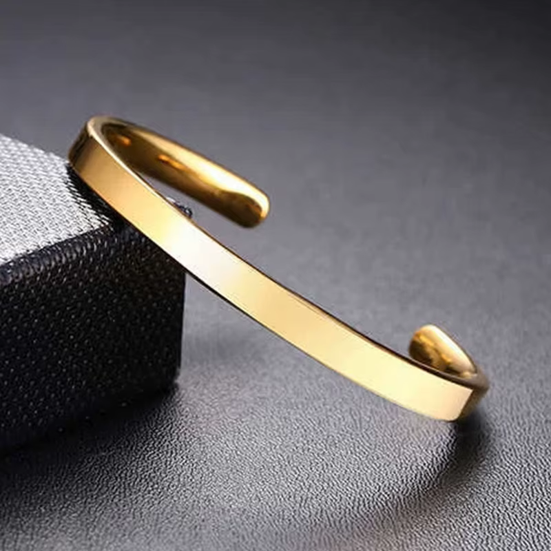 Bracelet classique de base personnalisé pour hommes et femmes