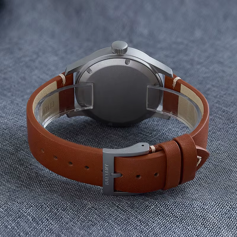 Montre de terrain à quartz Baltany S2082 pour homme