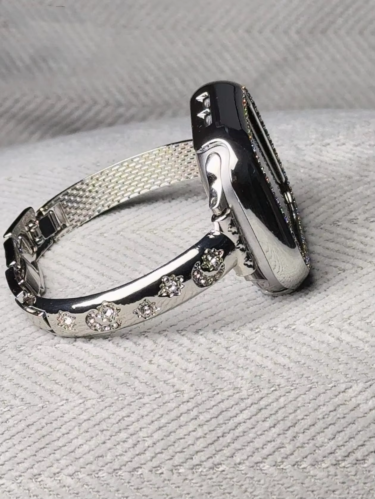 Bracelet en métal populaire pour Apple Watch Series 11/8/7/6/10 40mm 41mm 38mm 42mm 44mm 45mm 46mm