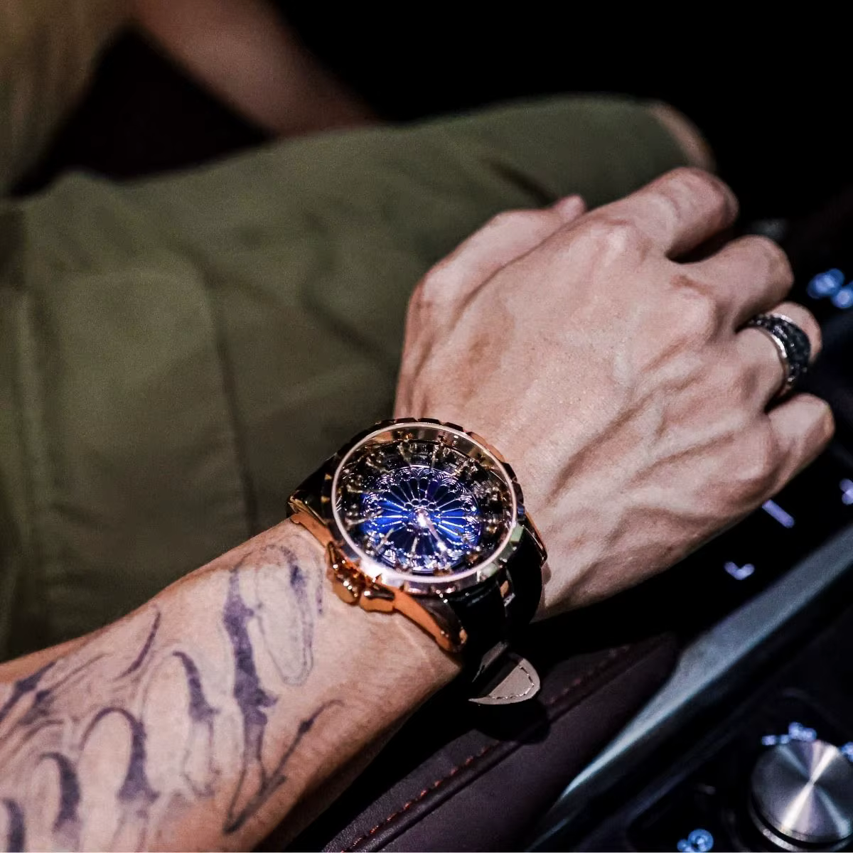 Montre pour homme luxueuse et élégante