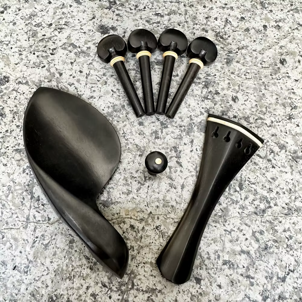 1 ensemble de 4/4 accessoires pour violon et viola 15-16 : mentonnière, chevilles, cordier et bouton de cordier pour violon taille standard
