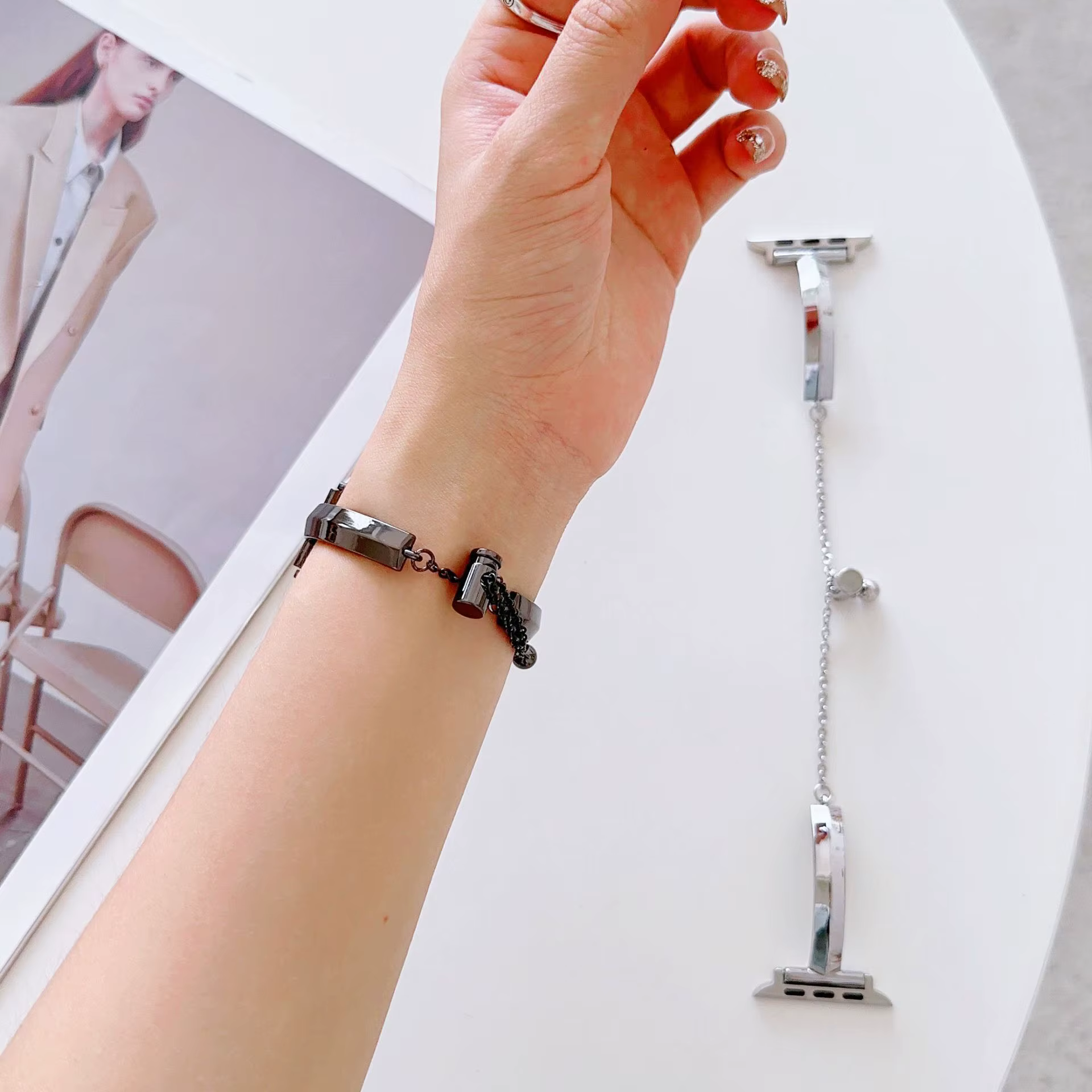Bracelet de montre de luxe pour Apple Watch série 8 7 41 45mm 6 Se 5 4 femmes