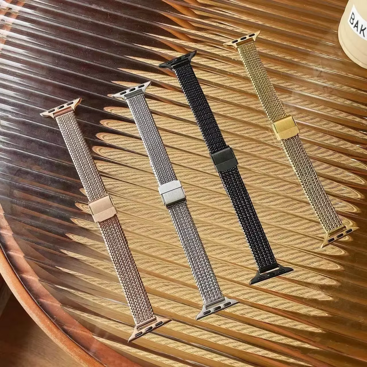 Bracelet mince en métal pour Apple Watch