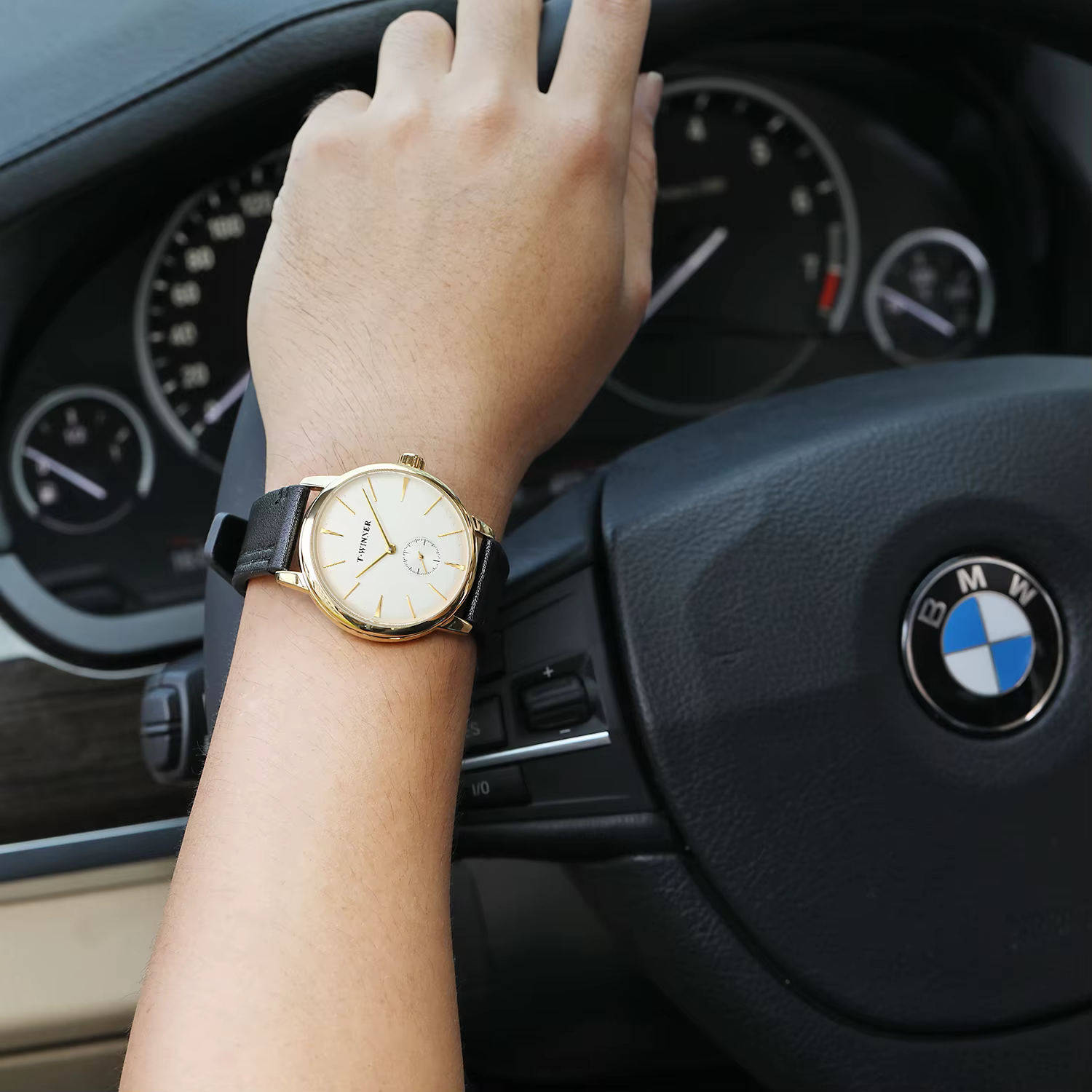 Montre mécanique étanche pour homme