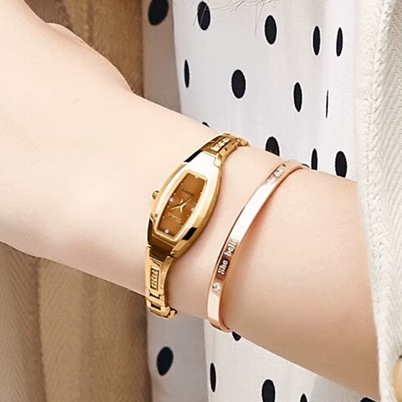 Montre rétro dorée pour femmes Vintage petites dames montres Bracelet en acier