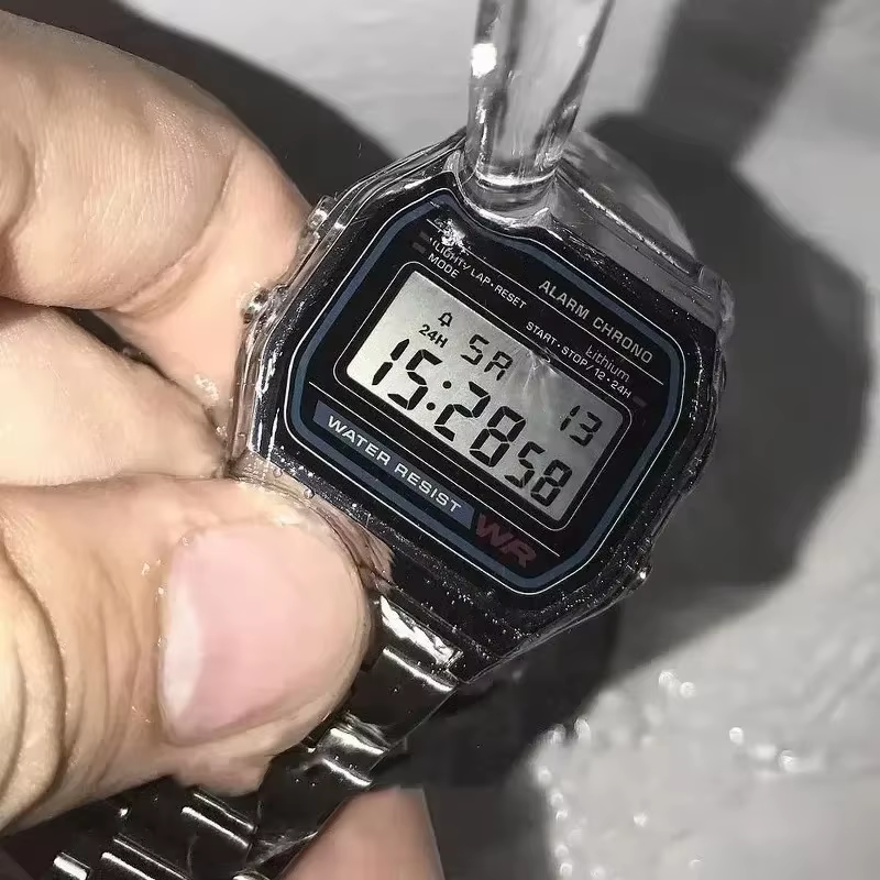 Montres numériques LED de luxe pour hommes