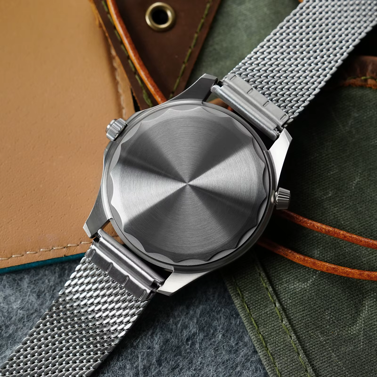 Watchdives WD007Q montre de plongée en titane 42mm VH31