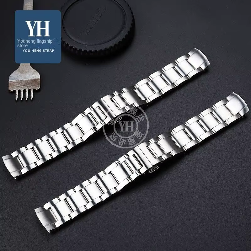 Bracelet de montre en acier à extrémité incurvée solide