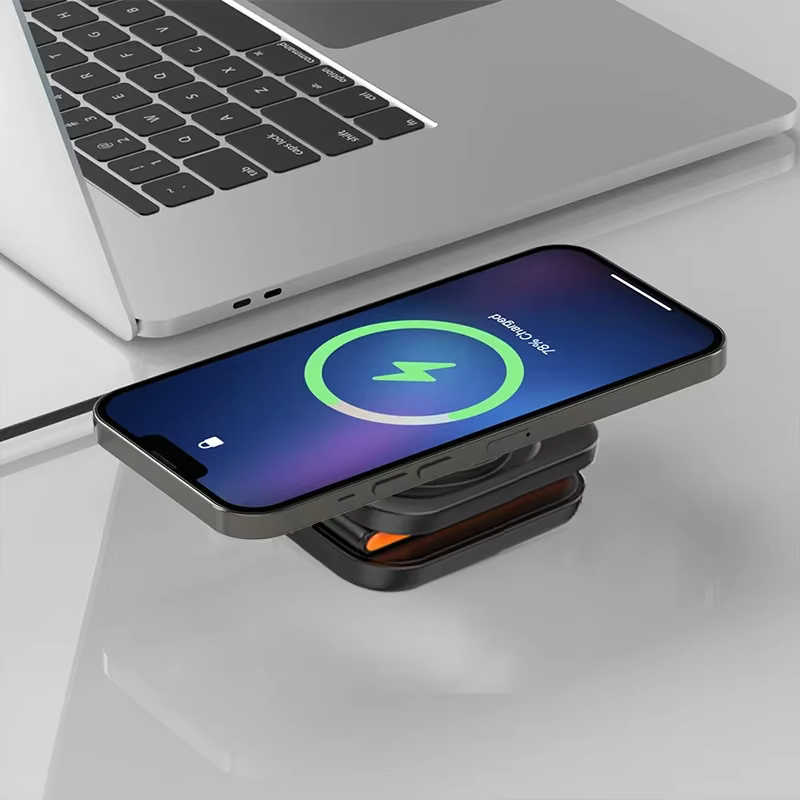 Station de charge pliable 3-en-1 avec support de chargeur sans fil magnétique rapide pour iPhone 17 16 15 14 13 12