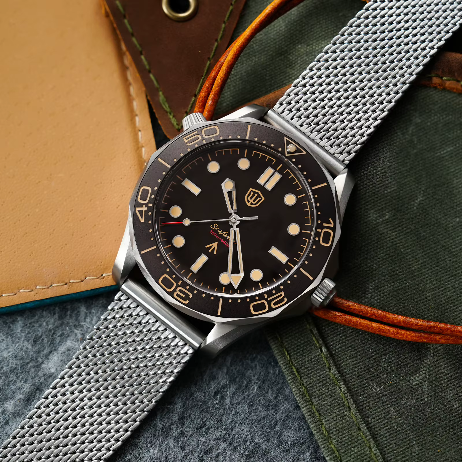 Watchdives WD007Q montre de plongée en titane 42mm VH31