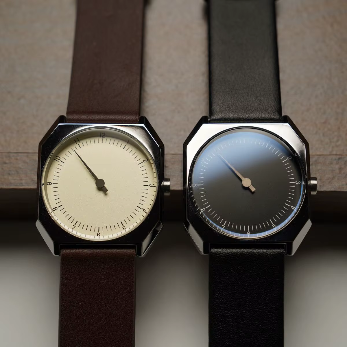 Montre à quartz rétro européenne et américaine pour homme