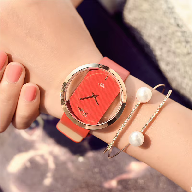 Mode chaude femmes montre de luxe en cuir squelette bracelet