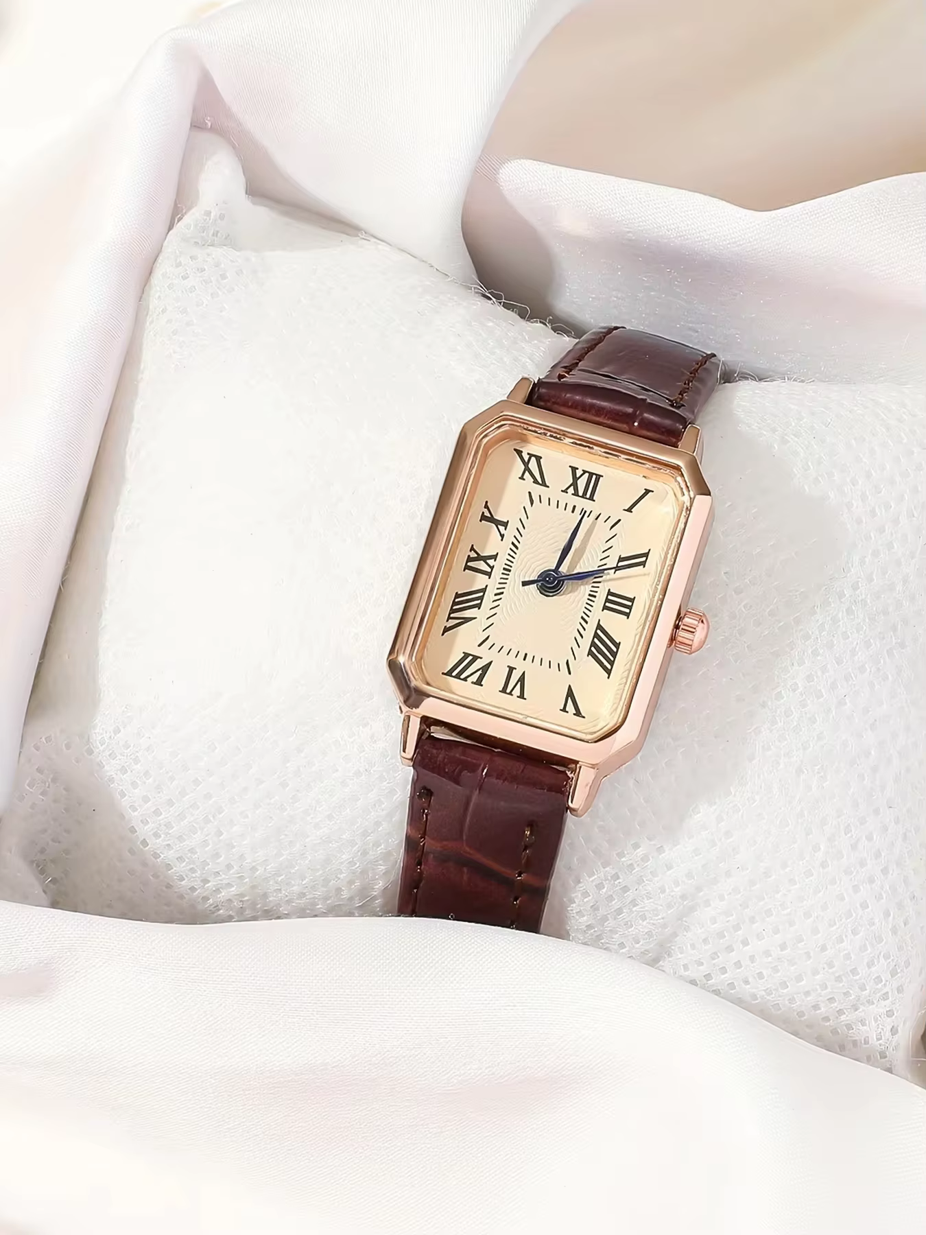 Montre à quartz rectangulaire pour femmes et filles