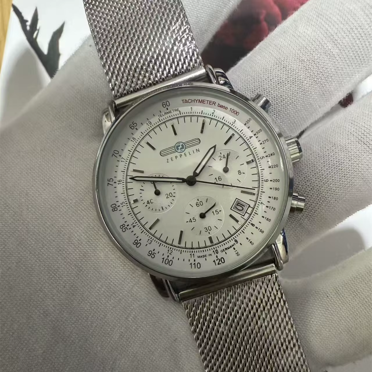 Montre de luxe Zeppelin pour homme