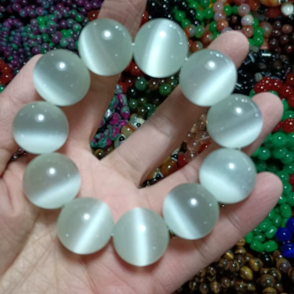 Bracelet de perles en opale colorée naturelle