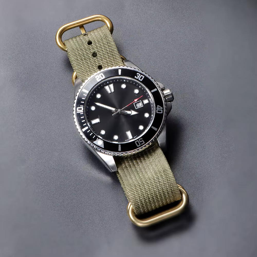 Bracelet de montre en nylon durable avec boucle dorée 18mm 20mm 22mm 24mm pour Omega pour Seiko