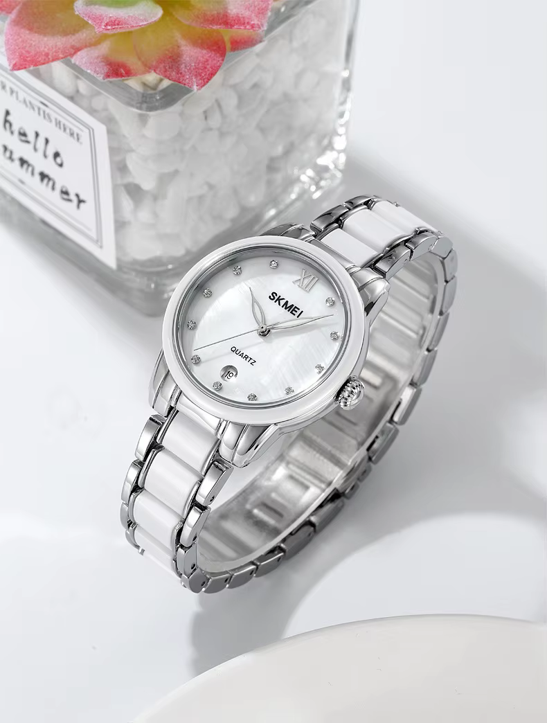 2025 Nouvelle montre à quartz pour femme avec lunette en céramique : montre-bracelet tendance et décontractée
