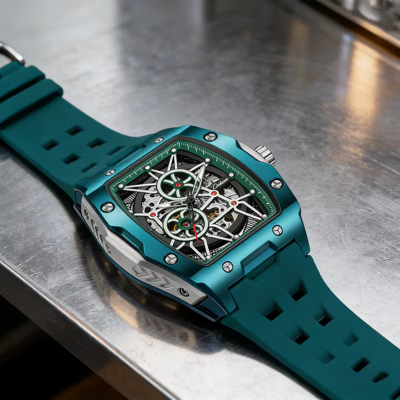 Montres pour hommes squelette lumineuses