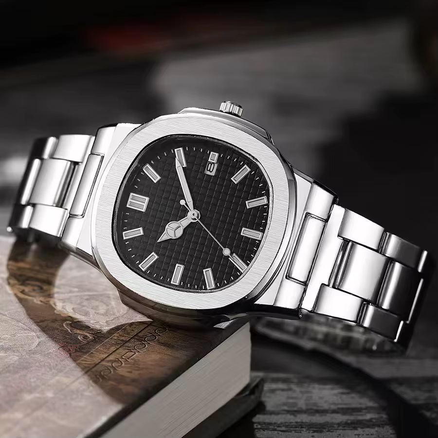 Montre de sport carrée pour hommes