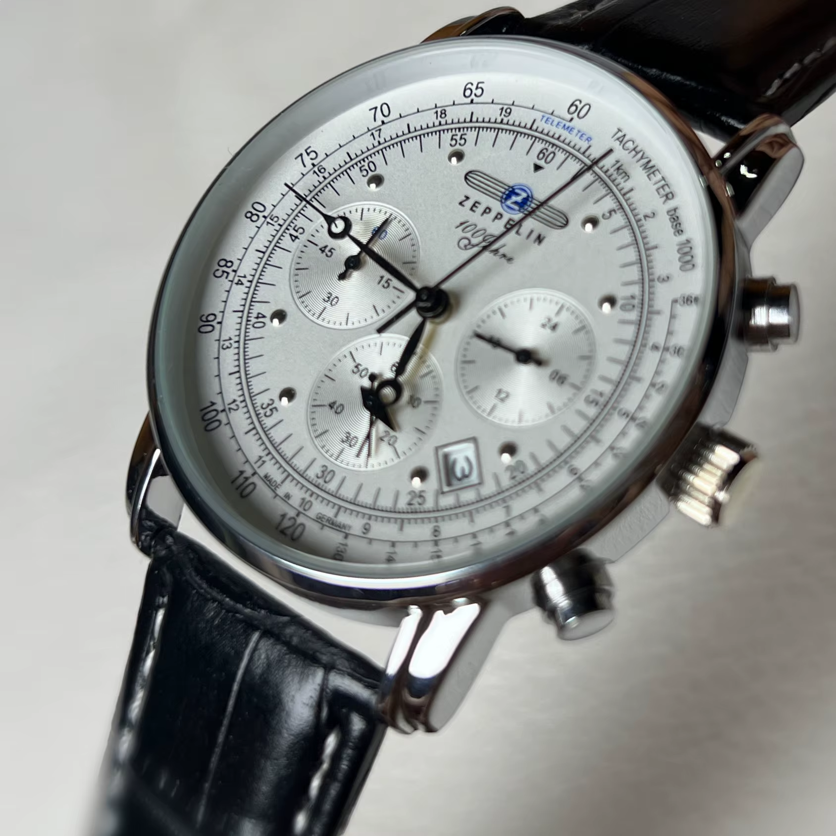 Nouvelle montre Zeppelin commémorative pour homme