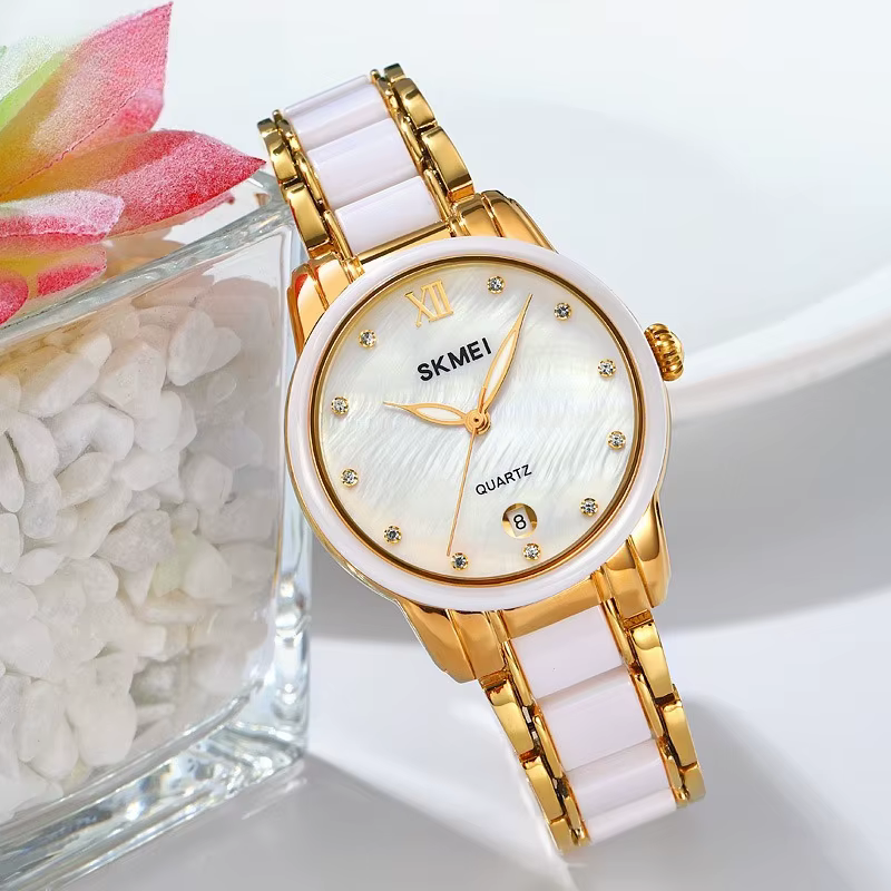 2025 Nouvelle montre à quartz pour femme avec lunette en céramique : montre-bracelet tendance et décontractée