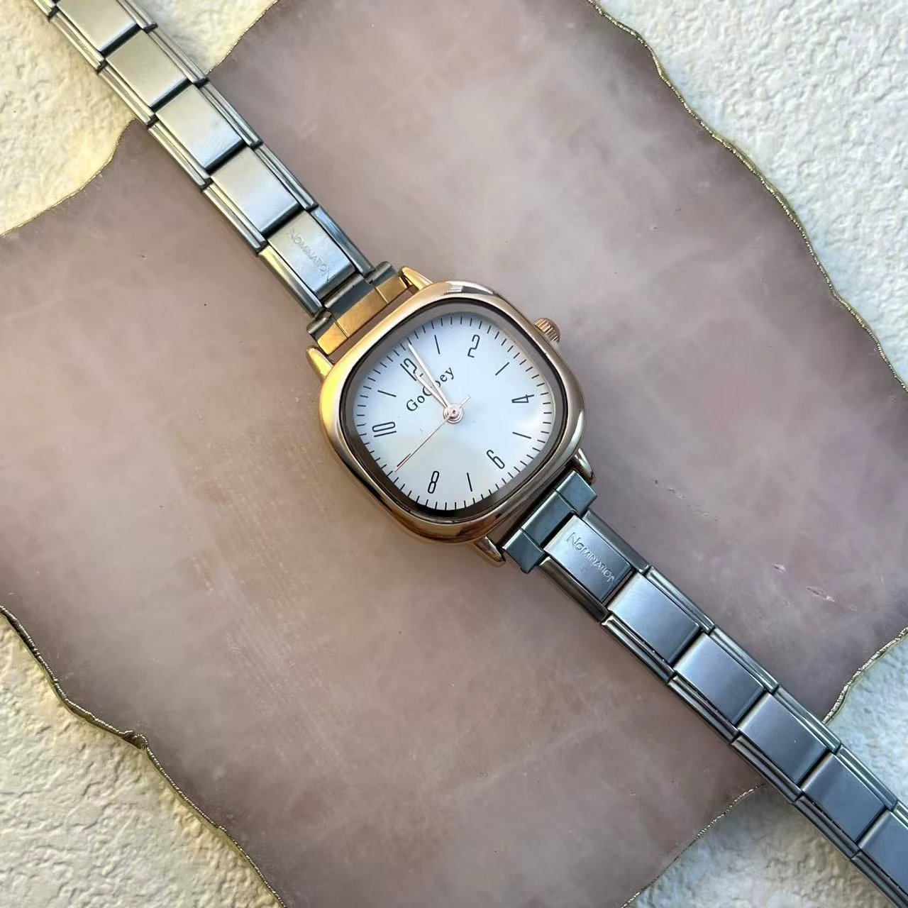 Montre à Quartz carrée pour hommes et femmes