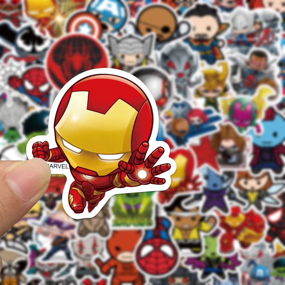 50 pièces Marvel les Avengers Anime dessin animé autocollant bricolage moto casque Skateboard ordinateur portable vélo voiture autocollants imperméables décalcomanies
