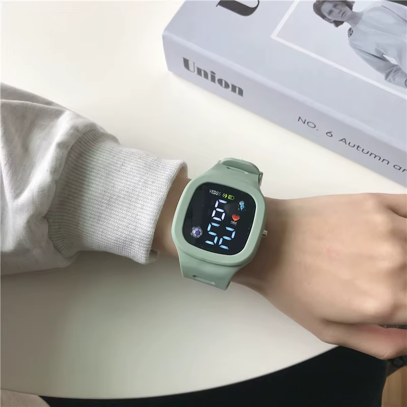 Montre électronique de sport pour enfants