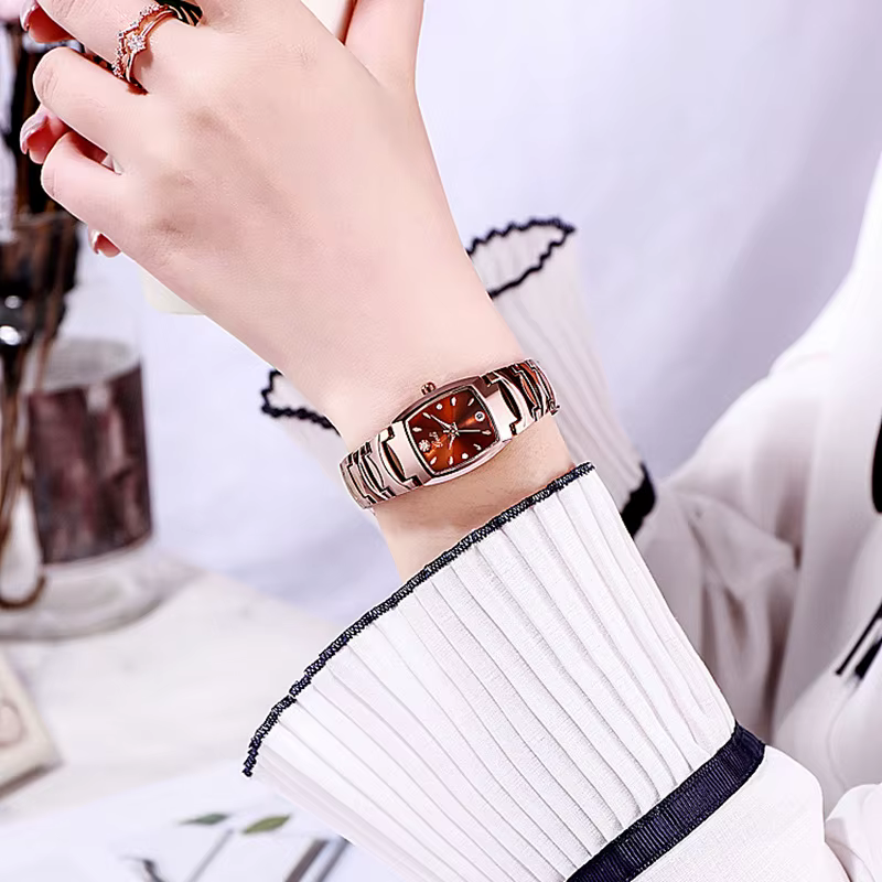 UTHAI CQ477 Nouvelle montre pour femme