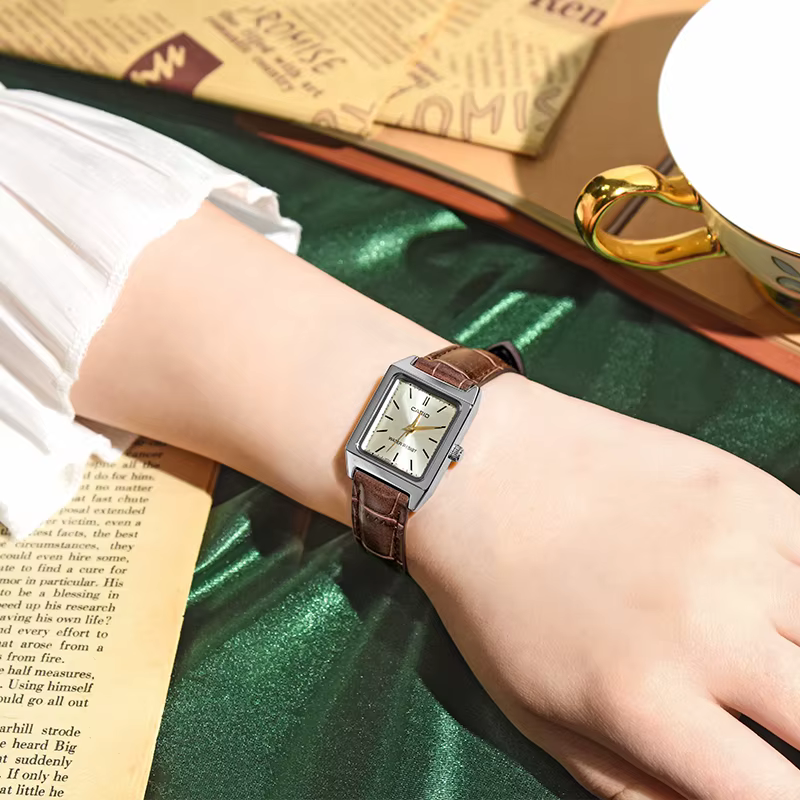 Montre Casio pour femme