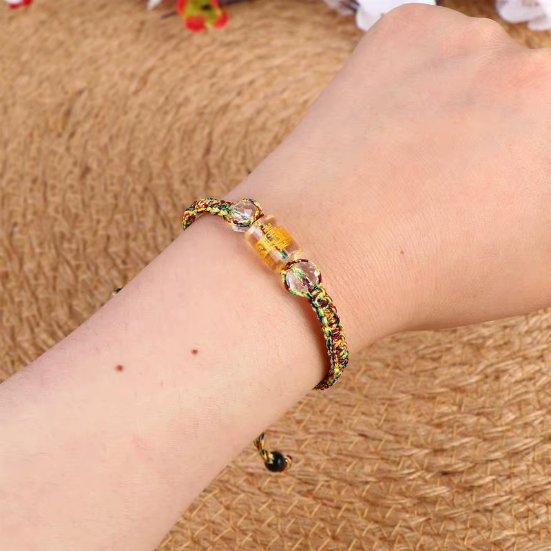 Bracelet tressé ethnique spirituel avec perles de la Véritable Parole à six syllabes, réglable pour le yoga et la méditation, idéal comme cadeau