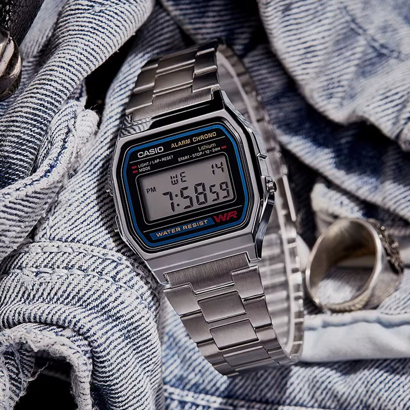 Montre de sport multifonctionnelle carrée classique rétro Casio A158WA-1D