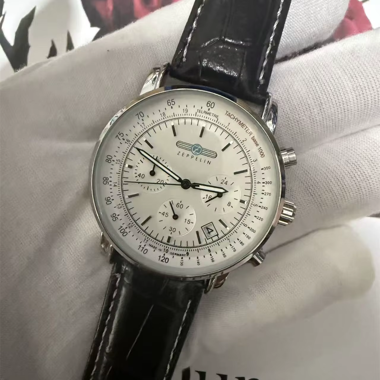 Montre de luxe Zeppelin pour homme