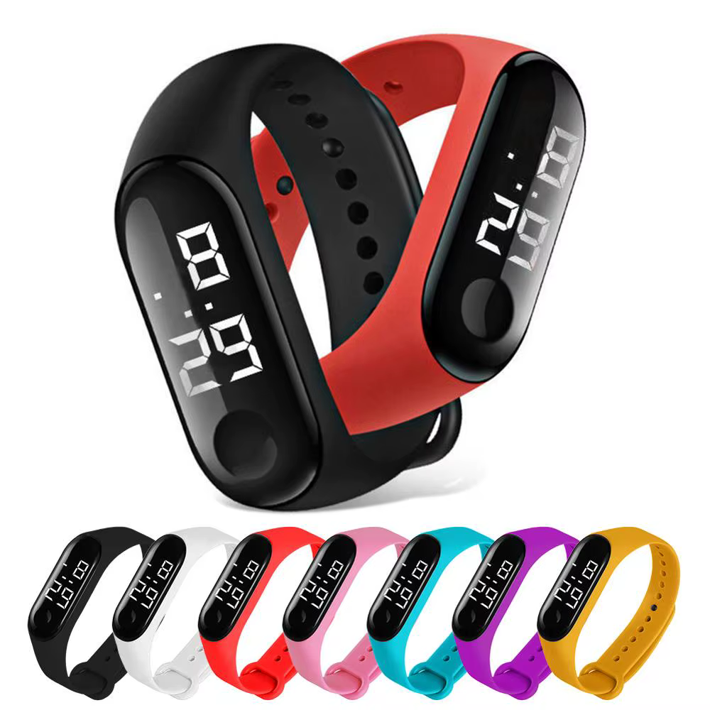 Montres avec LED capteur tactile électronique étanche pour les sports électroniques hommes femmes mode étudiant amoureux natation cadeau avec boîte PP