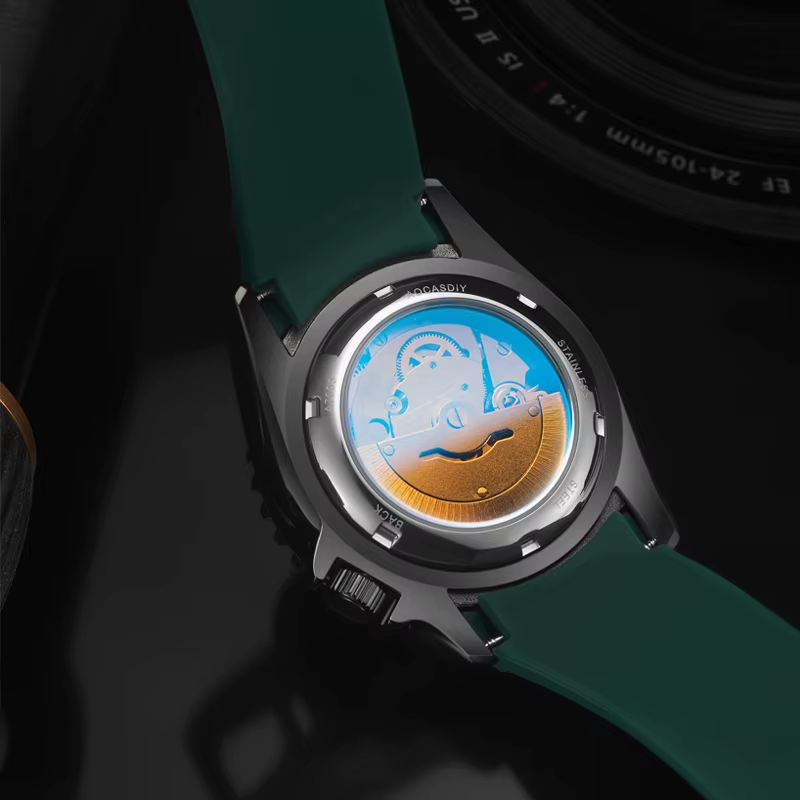 Montre mécanique à cadran bleu unique