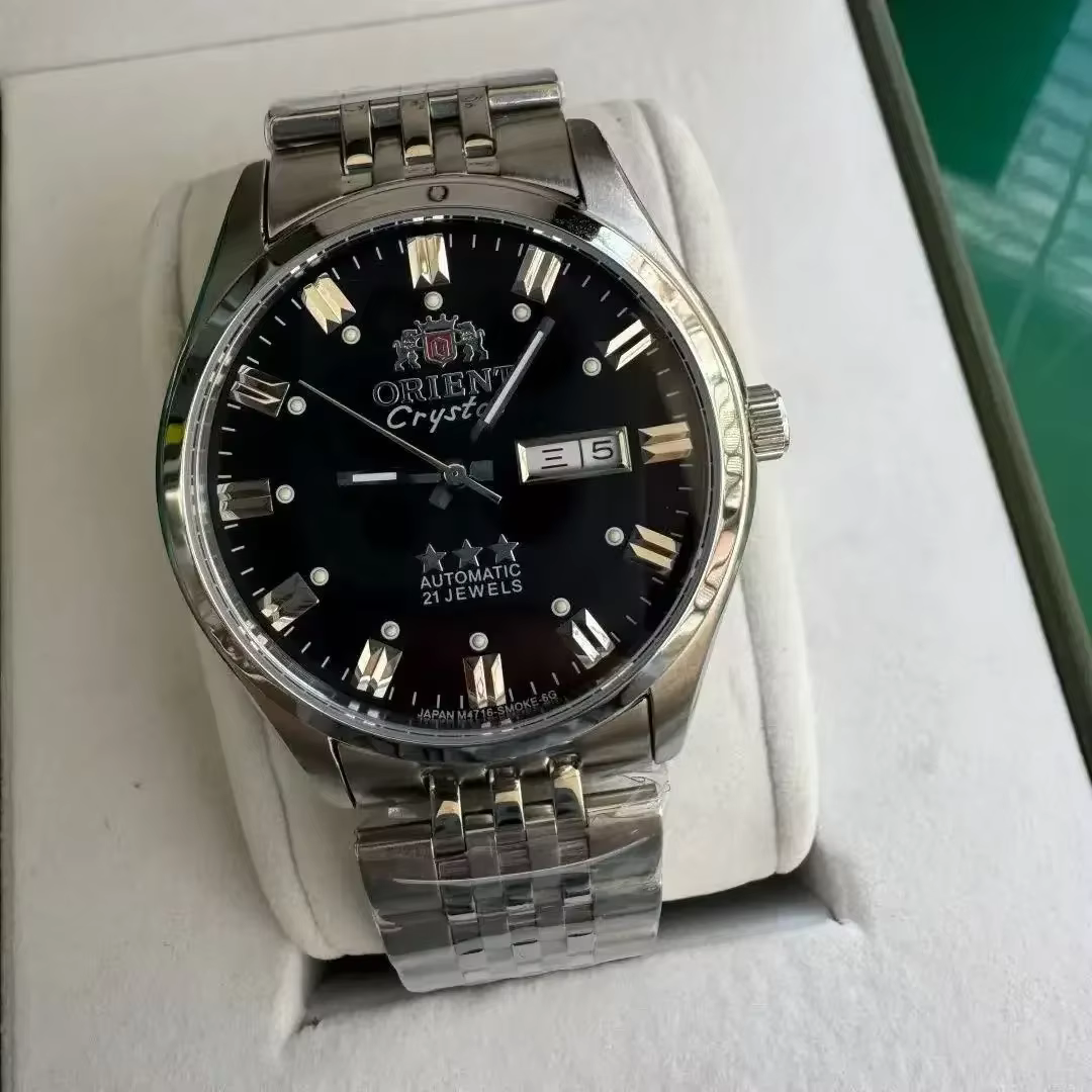 Montre Orient 118A, mouvement japonais