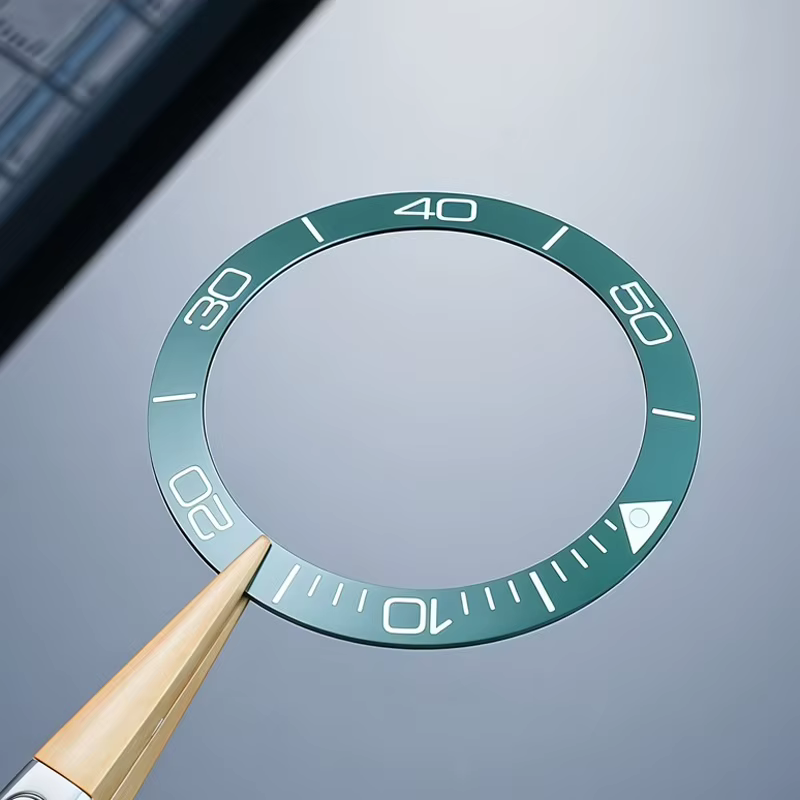 Lunette en céramique avec perle lumineuse pour Longines Conquest HydroConquest 39*31