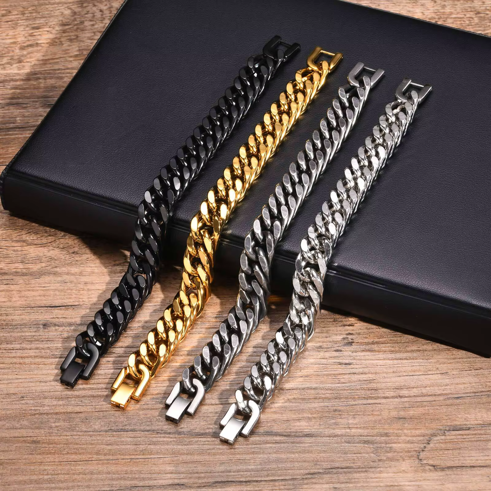 Bracelet chaîne épaisse plaqué or pour homme