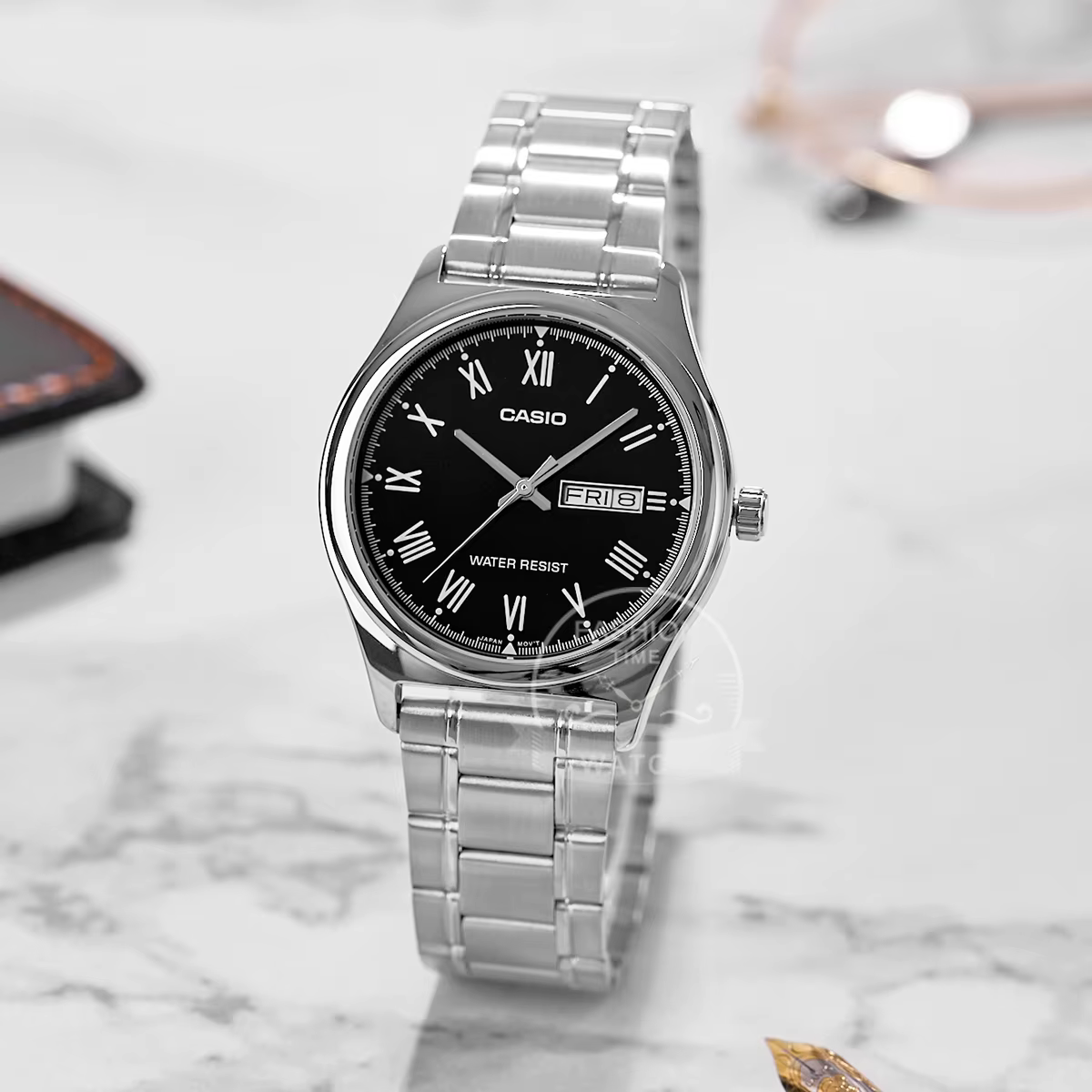 Montre Casio pour hommes simple à la mode