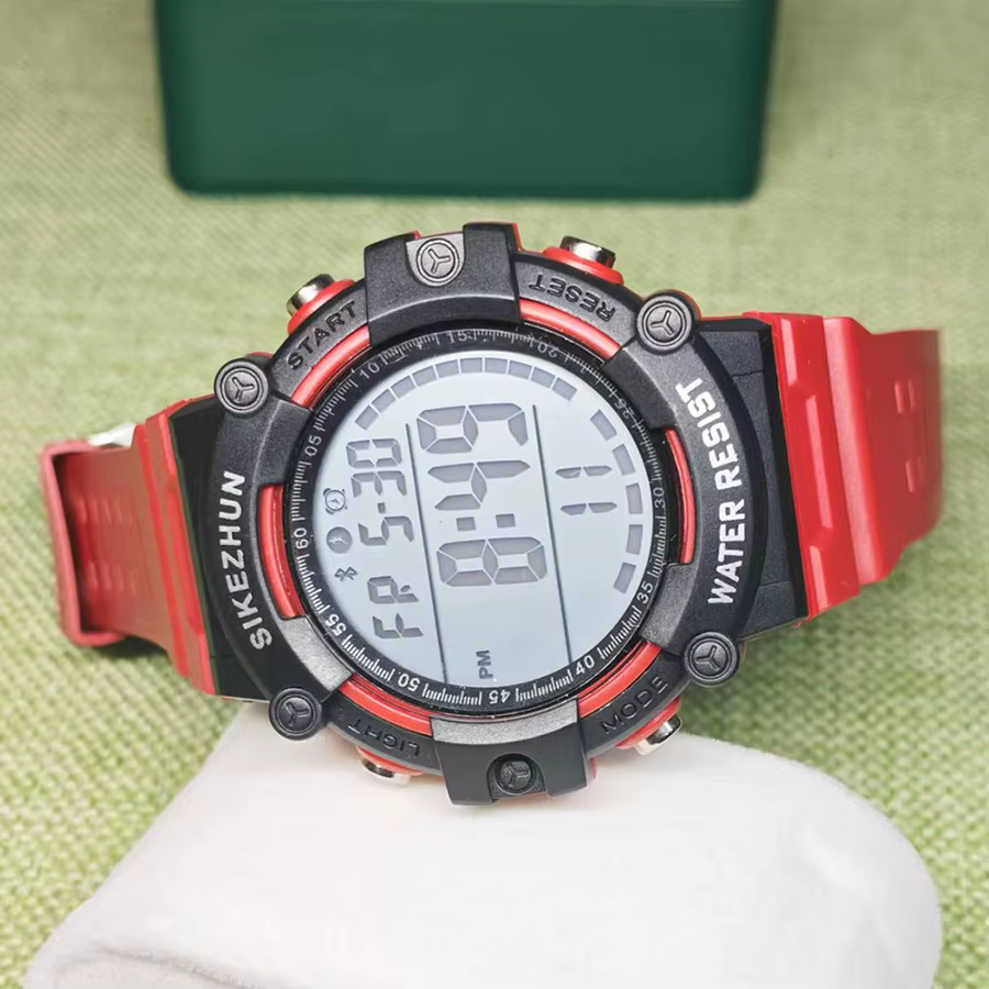 Montre électronique de Sport pour homme