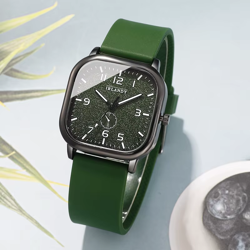 Nouvelle mode femme élégante fleur montre à quartz polyvalente à porter quotidiennement fête saint valentin