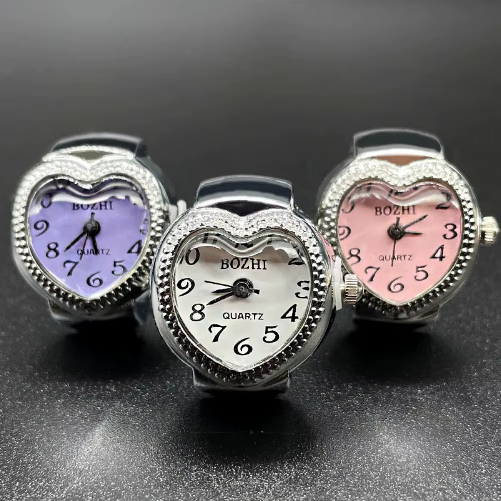Montre à doigt en forme de cœur