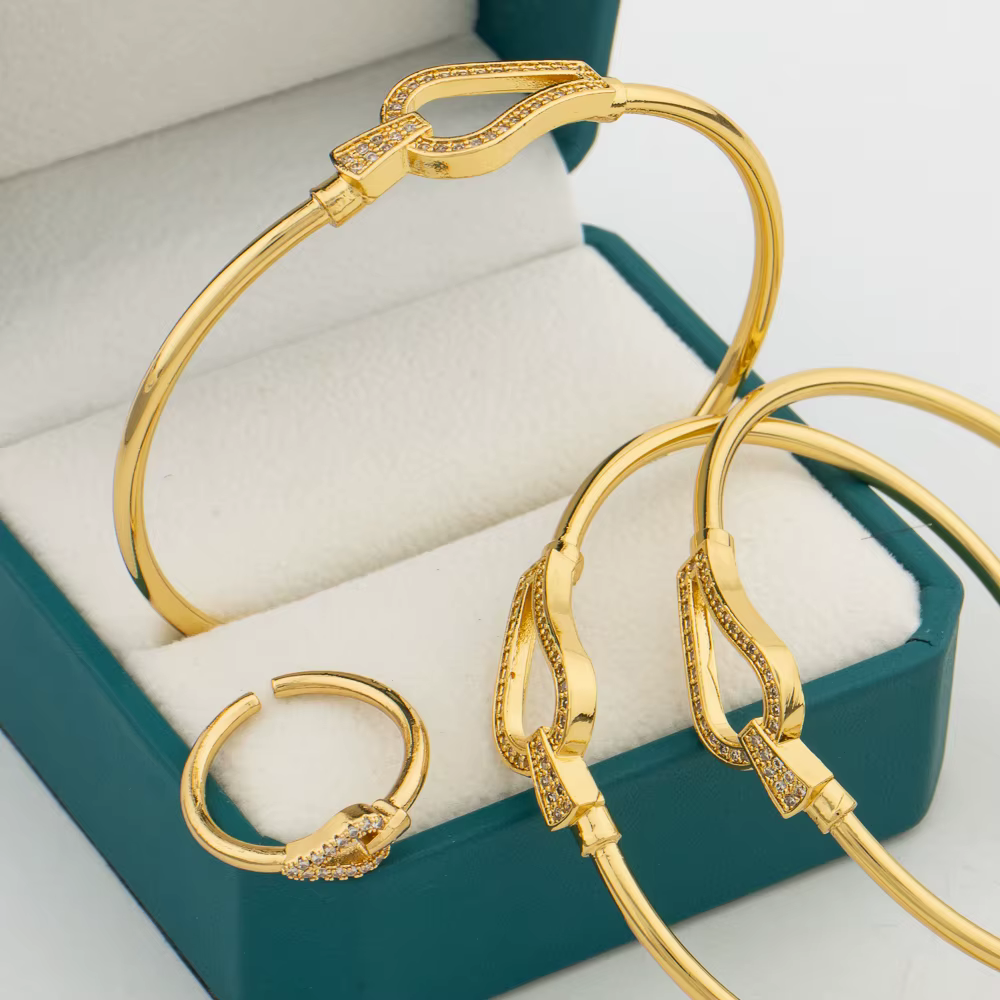 Ensemble de bracelets et de matiques en or pour femmes, design élégant, bracelet de manchette, bague de fiançailles, bijoux africains de luxe