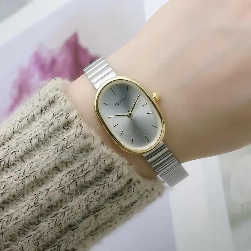 Montre à Quartz ovale pour femmes